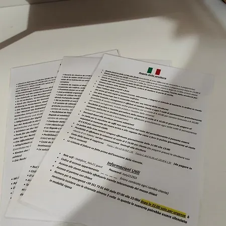Italy 21 -affittacamere Pensión *