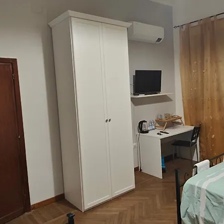 Pensión Italy 21 -affittacamere